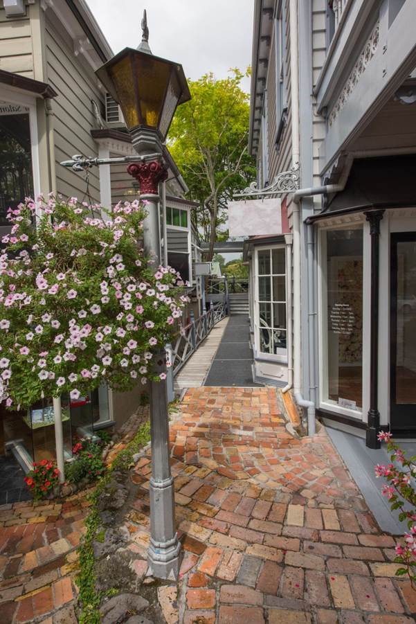 This image has an empty alt attribute; its file name is image-2.jpeg